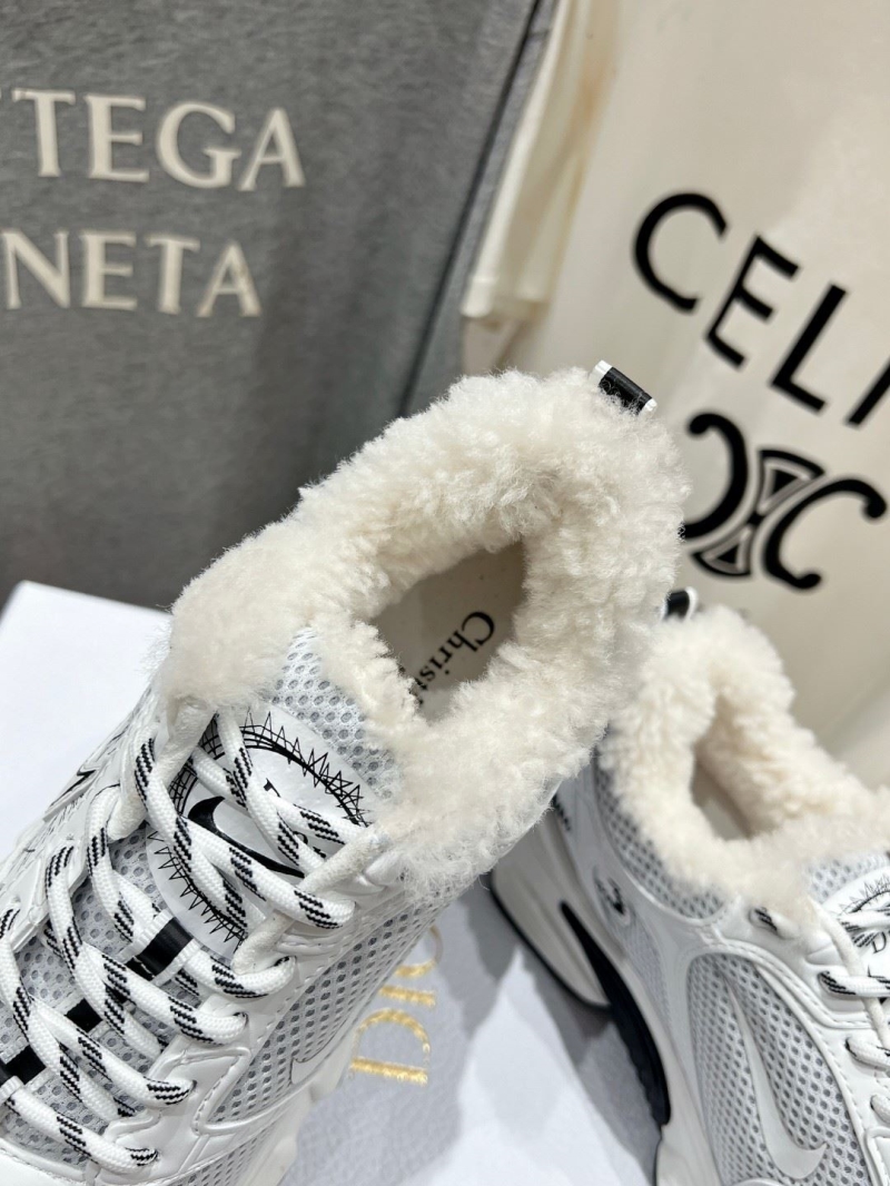 chr1st1an D10r sneakers